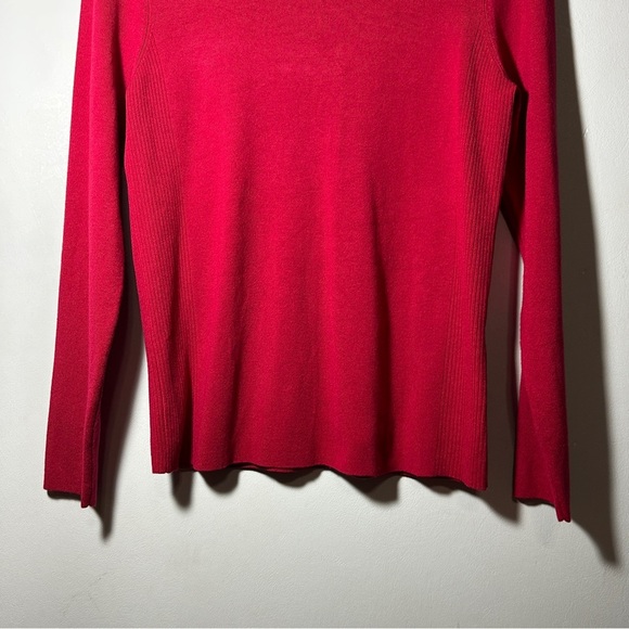 Chico’s Red Turtleneck Ribbed Sides Sweater size 2 (L) - Picture 4 of 8